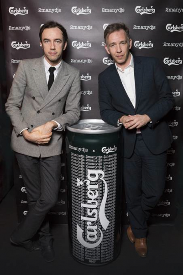 Nouvelle boîte collector CARLSBERG chez Colette