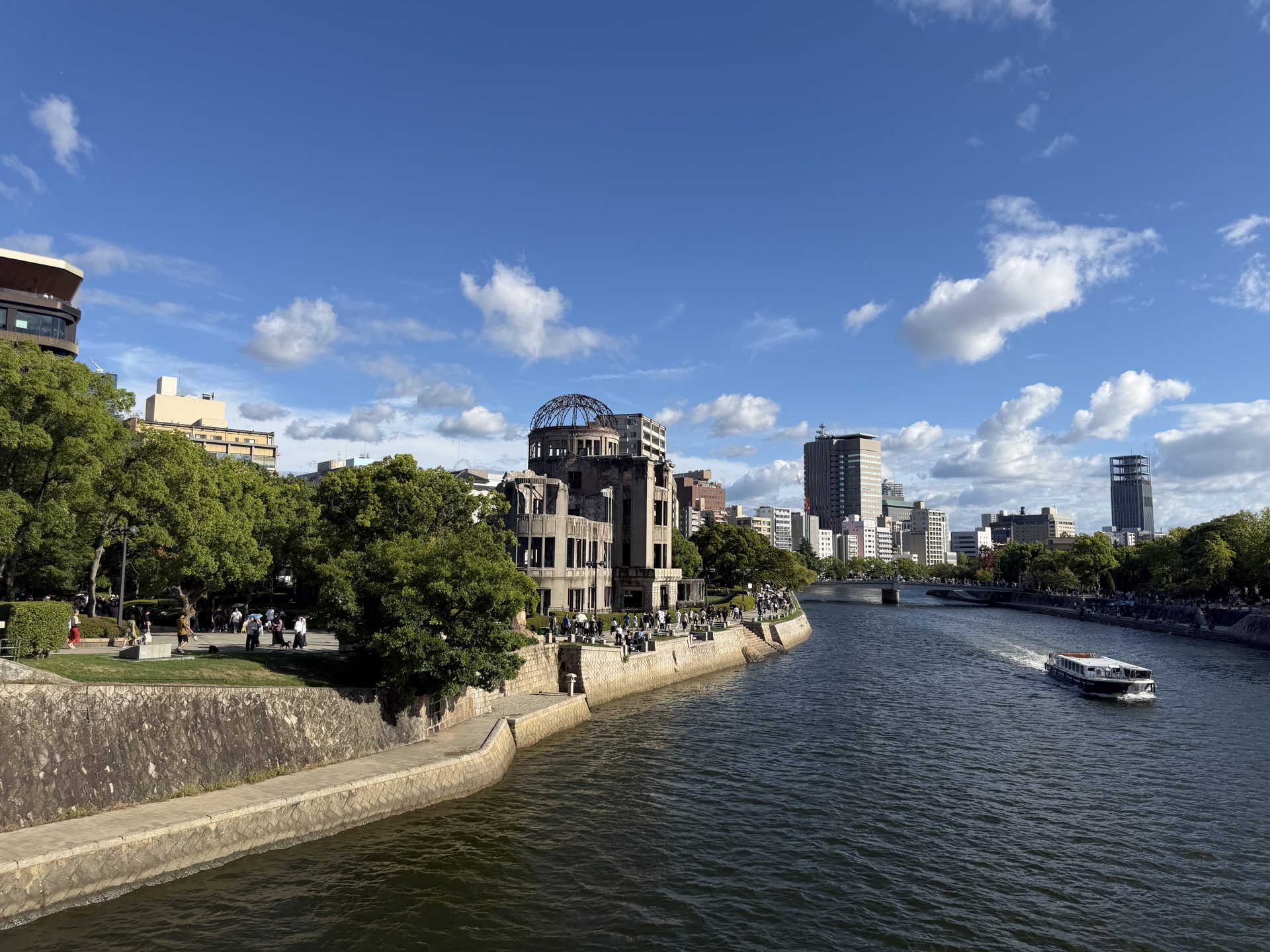 Un dimanche à Hiroshima : la ville qui a fait de sa mémoire un message
